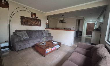 ARRIENDO LINDA CASA AMOBLADA EN POLO MACHALI