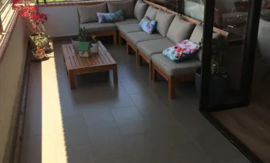 Departamento en arriendo c/ estacionamiento en Metro Manquehue - Apumanque