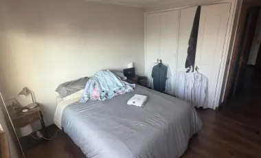 Departamento en arriendo c/ estacionamiento en Metro Manquehue - Apumanque