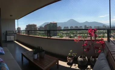 Departamento en arriendo c/ estacionamiento en Metro Manquehue - Apumanque