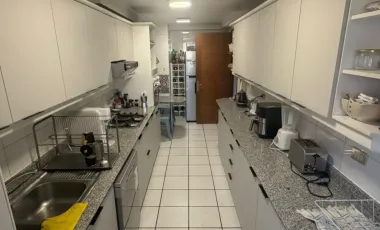 Departamento en arriendo c/ estacionamiento en Metro Manquehue - Apumanque