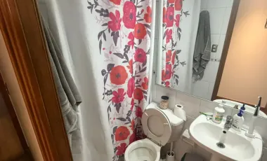 Departamento en arriendo c/ estacionamiento en Metro Manquehue - Apumanque