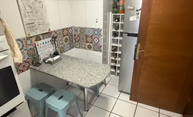 Departamento en arriendo c/ estacionamiento en Metro Manquehue - Apumanque