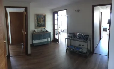 Departamento en arriendo c/ estacionamiento en Metro Manquehue - Apumanque