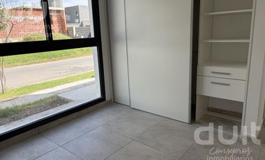 Dúplex en Alquiler en San Ignacio