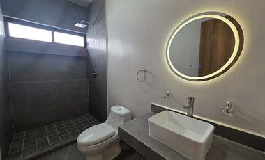 CASA EN VENTA UNA PLANTA EN PRIVADA TAGORA, CONKAL