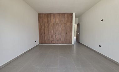 CASA EN VENTA UNA PLANTA EN PRIVADA TAGORA, CONKAL