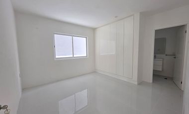 Casa en Venta con Recámara planta baja Las Palmas