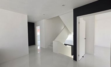 Casa en Venta con Recámara planta baja Las Palmas