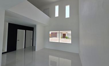 Casa en Venta con Recámara planta baja Las Palmas