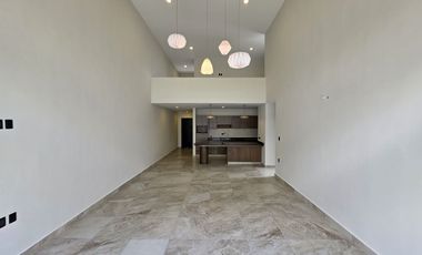 CASA en Venta en Lomas de la Rioja con Recámara en planta baja y roof garden