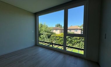 VENTA DUPLEX CON JARDIN PROPIO - ALDEANA PILAR