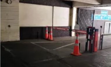 ARRIENDOS ESTACIONAMIENTOS SEGUROS Y CON EXCELENTE UBICACION