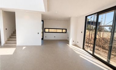 Moderna casa con Vista al Mar