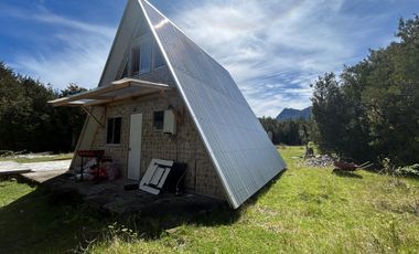 HERMOSA PARCELA CON CASA EN LAGO CHAPO
