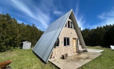 HERMOSA PARCELA CON CASA EN LAGO CHAPO