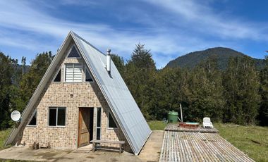 HERMOSA PARCELA CON CASA EN LAGO CHAPO