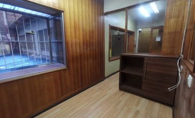 CONSULTAS MÉDICAS / DNTALES / GYM 220 MTS2
