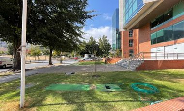 Se Arrienda Local Gran Tamaño