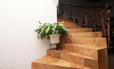 CASA EN VENTA EN MORELIA, CLUB DE GOLF ALTOZANO