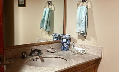 RENTA HERMOSO PENTHOUSE EN DOS NIVELES UBICADO EN LOMAS DE REFORMA CON 801 MTS DE CONSTRUCCIÓN, DISTRIBUIDO EN DOS NIVELES