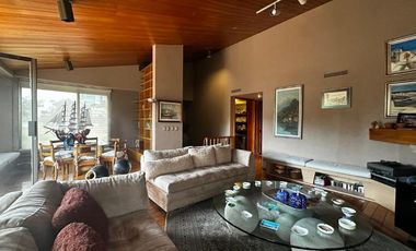 RENTA HERMOSO PENTHOUSE EN DOS NIVELES UBICADO EN LOMAS DE REFORMA CON 801 MTS DE CONSTRUCCIÓN, DISTRIBUIDO EN DOS NIVELES