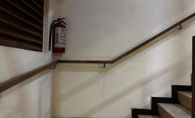 RENTA HERMOSO PENTHOUSE EN DOS NIVELES UBICADO EN LOMAS DE REFORMA CON 801 MTS DE CONSTRUCCIÓN, DISTRIBUIDO EN DOS NIVELES