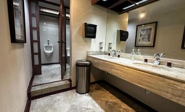 RENTA HERMOSO PENTHOUSE EN DOS NIVELES UBICADO EN LOMAS DE REFORMA CON 801 MTS DE CONSTRUCCIÓN, DISTRIBUIDO EN DOS NIVELES