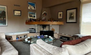 RENTA HERMOSO PENTHOUSE EN DOS NIVELES UBICADO EN LOMAS DE REFORMA CON 801 MTS DE CONSTRUCCIÓN, DISTRIBUIDO EN DOS NIVELES