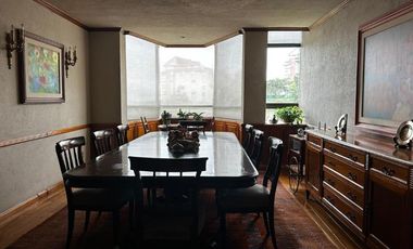 RENTA HERMOSO PENTHOUSE EN DOS NIVELES UBICADO EN LOMAS DE REFORMA CON 801 MTS DE CONSTRUCCIÓN, DISTRIBUIDO EN DOS NIVELES