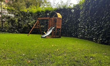 RENTA HERMOSO PENTHOUSE EN DOS NIVELES UBICADO EN LOMAS DE REFORMA CON 801 MTS DE CONSTRUCCIÓN, DISTRIBUIDO EN DOS NIVELES