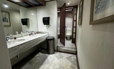 RENTA HERMOSO PENTHOUSE EN DOS NIVELES UBICADO EN LOMAS DE REFORMA CON 801 MTS DE CONSTRUCCIÓN, DISTRIBUIDO EN DOS NIVELES