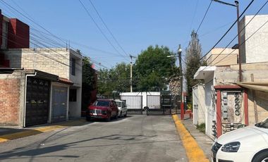 CASA EN RENTA EN LOS HEROES TOLUCA