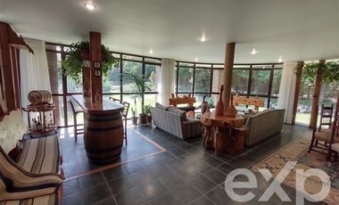 Casa en Arriendo en Avenida Lo Narváez 6949