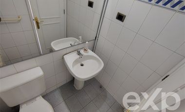 Oficina en Arriendo en Avenida Libertad con 10 Norte