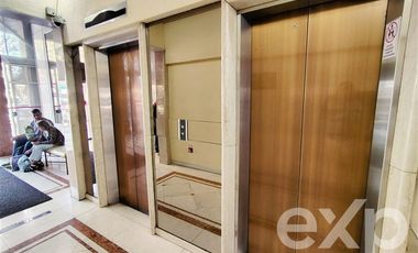 Oficina en Arriendo en Avenida Libertad con 10 Norte