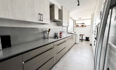 Departamento en Arriendo en Camino el Huinganal con Monseñor Adolfo Rodríguez