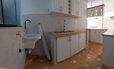 VENTA DEPARTAMENTO 2DO PISO URB ELBANCO DE JAVIER PRADO ATE