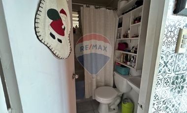 En venta casa 2D+ 1B + Estacionamiento