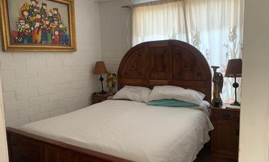 En venta casa 2D+ 1B + Estacionamiento