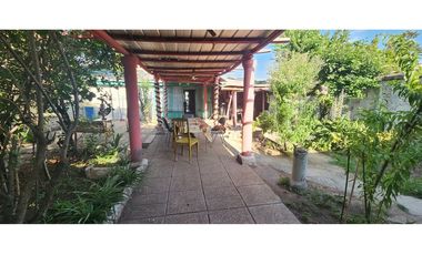 Excelente casa en La Florida.  357 m2 de terreno .