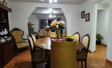 CASA FAMILIAR DE 2 PISOS