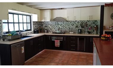 Amplia Casa en Fundo La Puerta