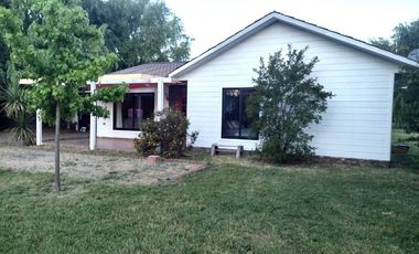 Amplia Casa en Fundo La Puerta