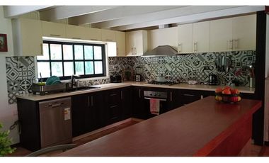 Amplia Casa en Fundo La Puerta