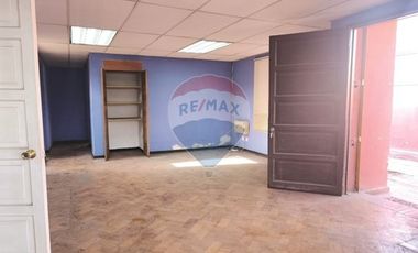 Terreno 368m² en San Miguel A pasos del Metro