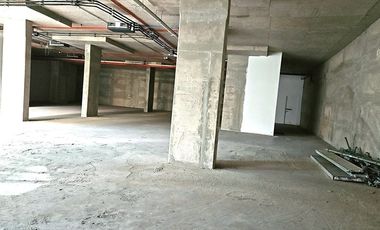 Local comercial planta libre