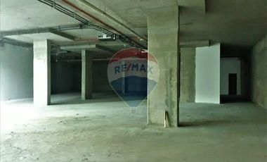 Local comercial planta libre