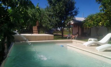 VENDO O PERMUTO!  Complejo de Duplex más una casa de 2 dormitorios.