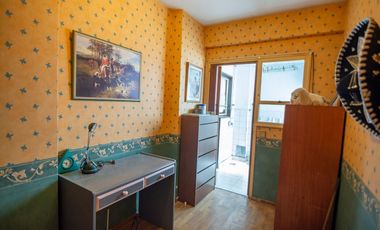 Venta  4 ambientes c/dependencia y guardacoche